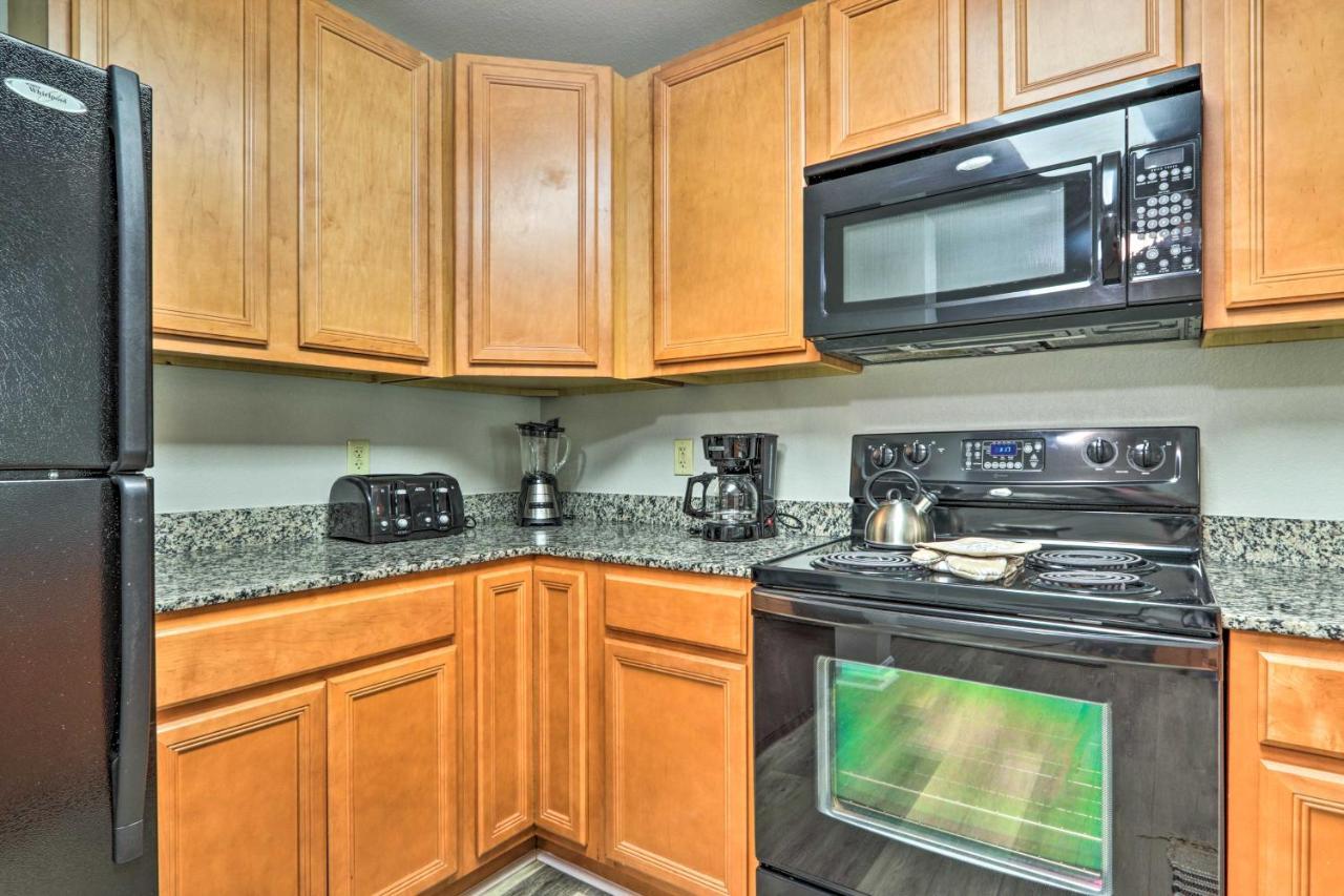 Downtown Pigeon Forge Condo With Pool Access! Kültér fotó