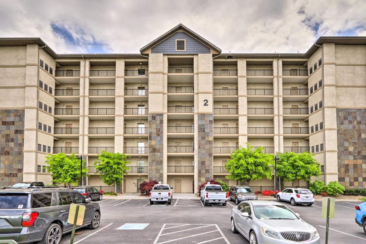 Downtown Pigeon Forge Condo With Pool Access! Kültér fotó